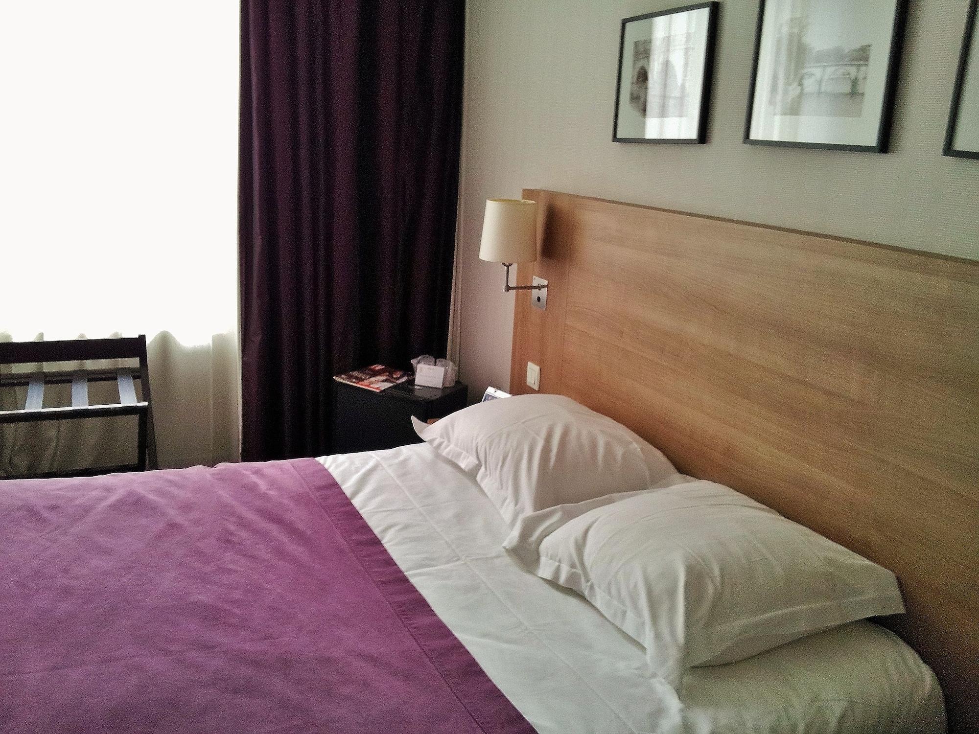 Best Western Rives De Paris La Defense Курбевуа Экстерьер фото