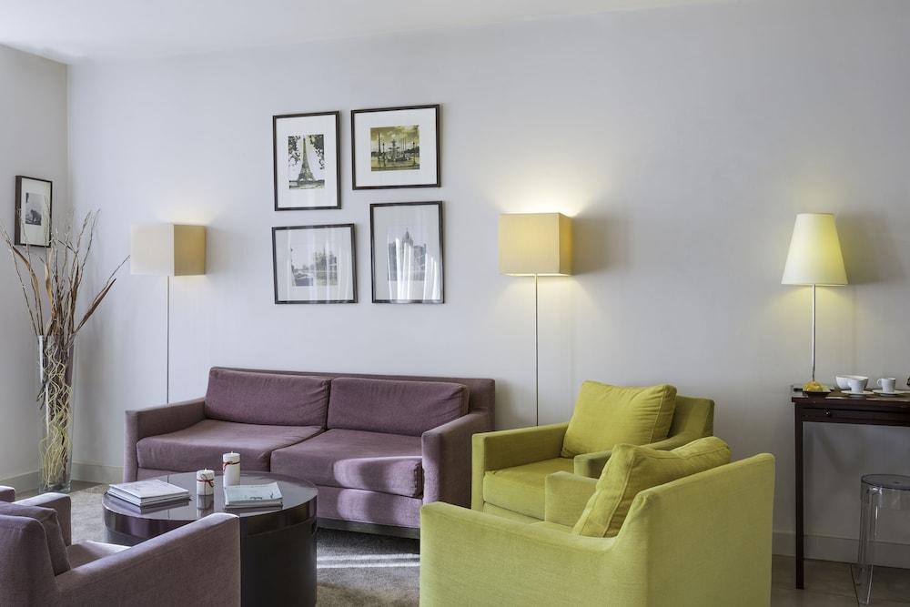 Best Western Rives De Paris La Defense Курбевуа Экстерьер фото