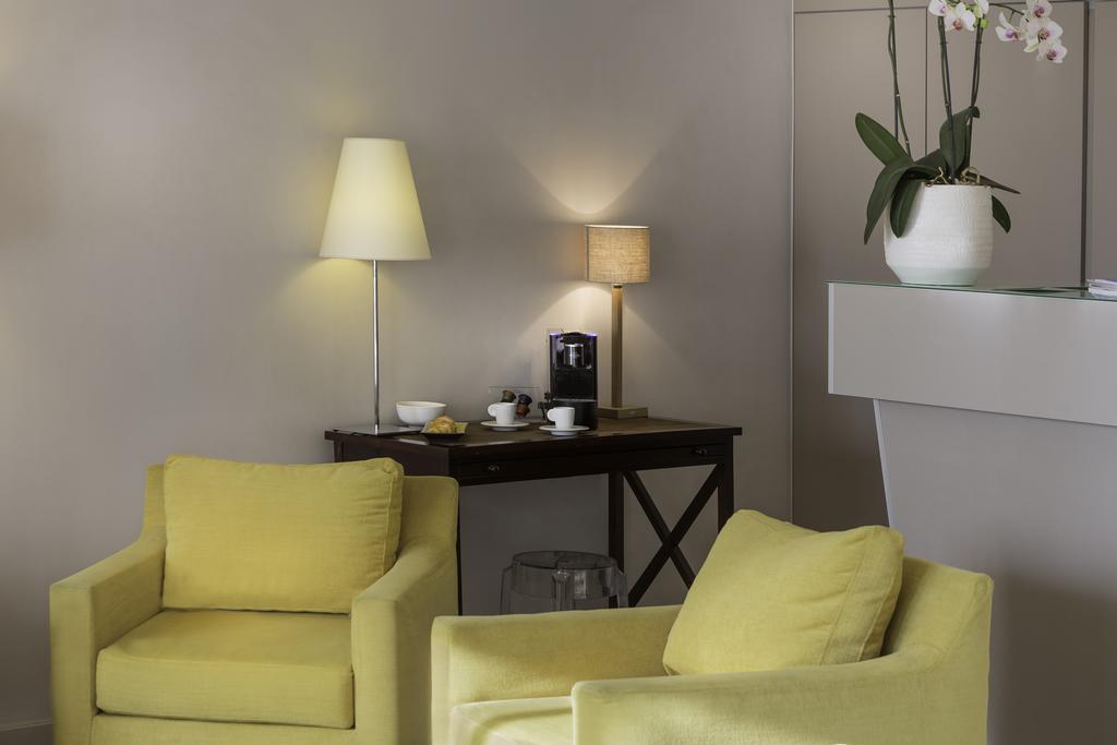 Best Western Rives De Paris La Defense Курбевуа Экстерьер фото